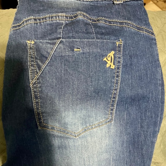 V.I.P. Boot Cut Jeans - Picture 4 of 5